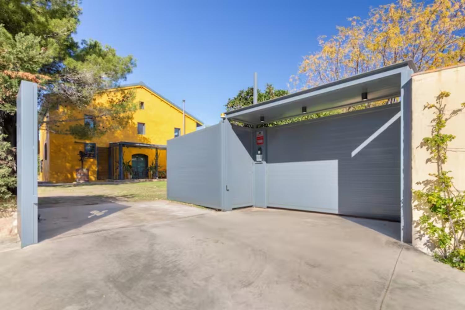 Masia Cal Sisplau, Con Piscina Y Rodeada De Vinedos A 10 Minutos De Vilafranca Del Penedes, Barcelona ,Cataluna Sant Martí Sarroca Exterior foto